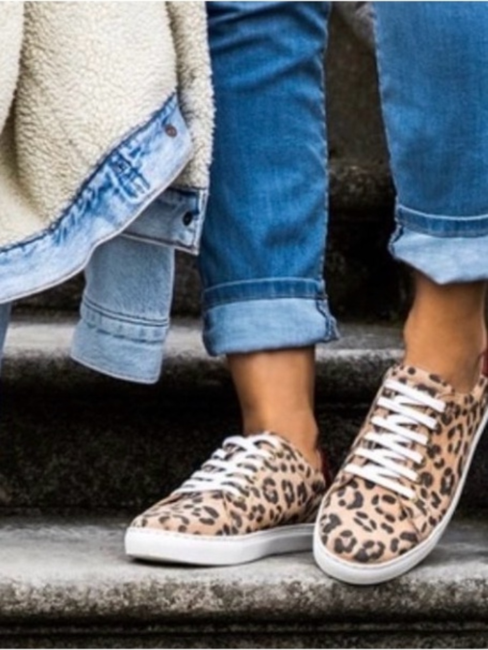 Jack Rogers
Women's Leopard Print Rory Low Top